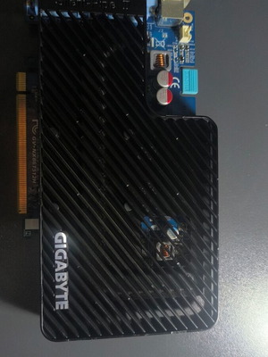 NVIDIA GeForce 8600 GT graphics card, 512MB GDDR2, passive cooling