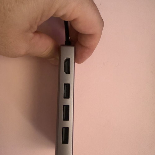 Satechi Aluminum Type-C Mobile Pro Hub like new, 8 in 1