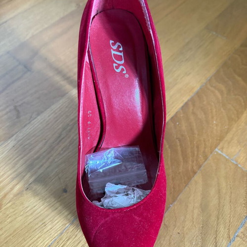 Red suede SDS pumps used, size 39, 14cm heel
