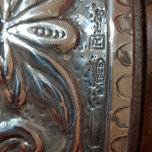 Small jewelry box with 925 silver cover