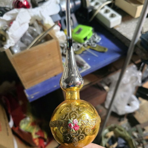 Glass gold tree topper used with designs, broken