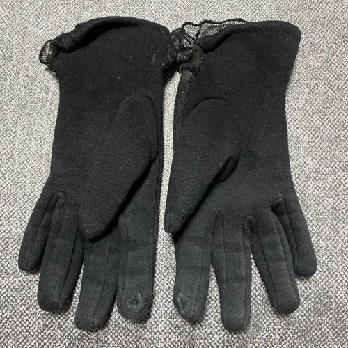 Women’s black lace detail gloves used