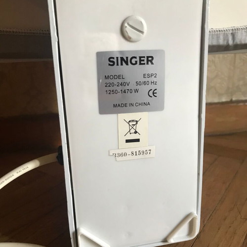 Singer ESP2 Steam Ironing Press like new