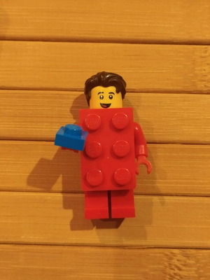 Lego Series 18 Collectible Minifigures 71021 Brick Suit Guy like new