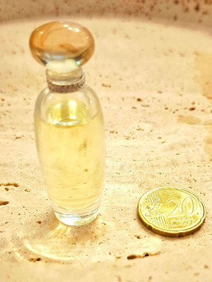 Pleasures by Estée Lauder Eau de Parfum vintage miniature 4ml like new