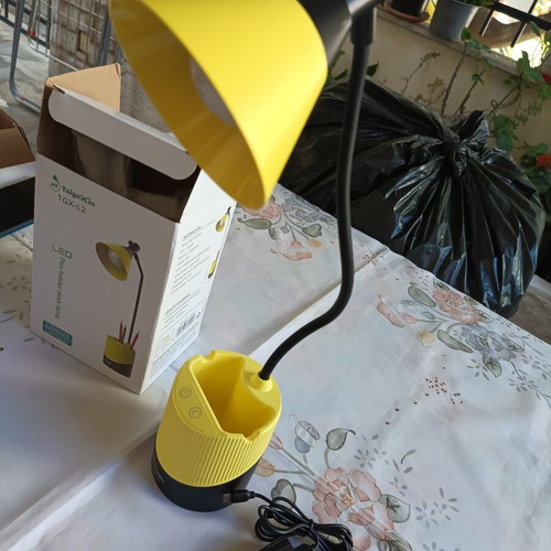 TaigeXin LED Desk Lamp TGX-L2 USB Rechargeable with Pen Holder