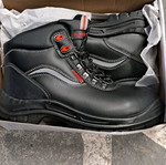 Ilmondo work shoes new, size 42, black