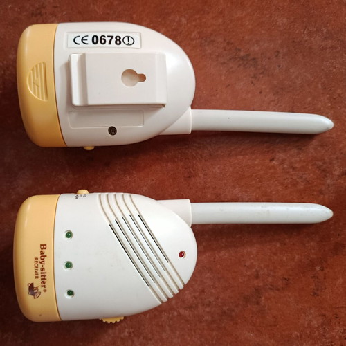 Baby Monitor used with power adapter and battery