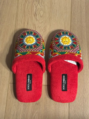 Παντόφλες Dolce & Gabbana Carretto σαν καινούργιες, κόκκινες και πολύχρωμες, μέγεθος 38