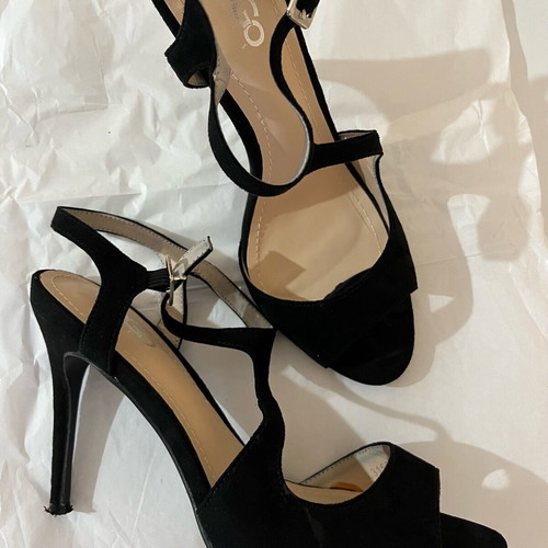 Black suede GoGo Shoes sandal like new, size 39