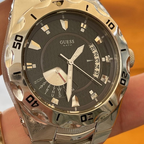 Guess men's wristwatch, black dial