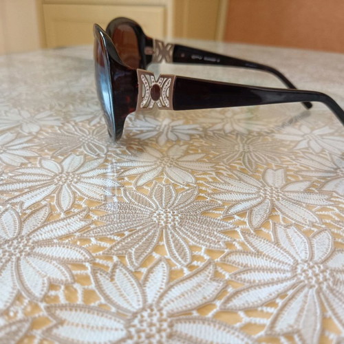 City sunglasses like new, women's