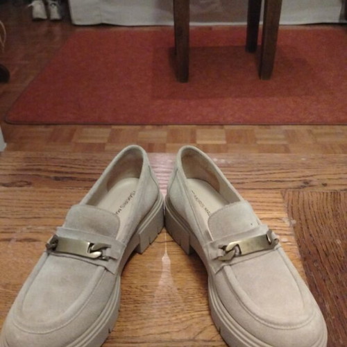 Tsakiris suede shoes size 37 like new, beige