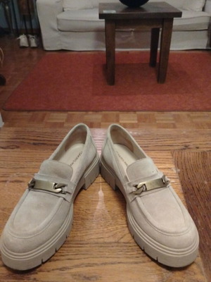 Tsakiris suede shoes size 37 like new, beige