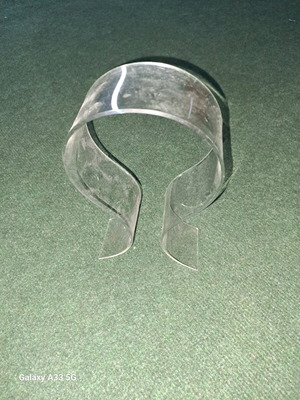 Βάση ακουστικών από Plexiglas σαν καινούργιο