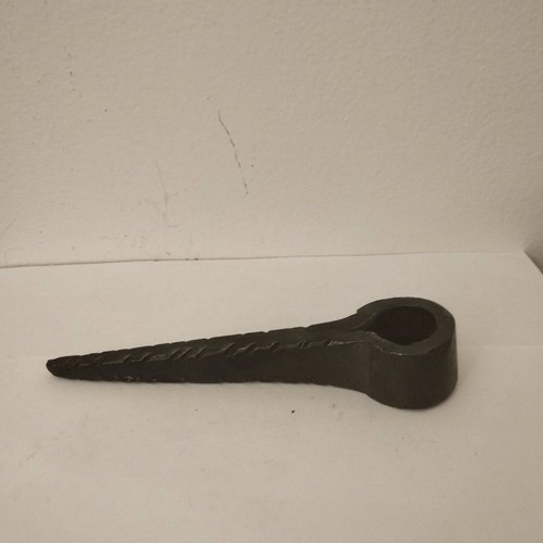 Door hinge used, old from 1920