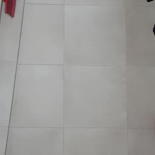 Spanish tiles new 60×60 gray-beige 76 sqm with grout