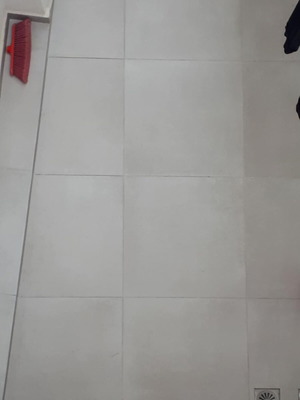 Spanish tiles new 60×60 gray-beige 76 sqm with grout