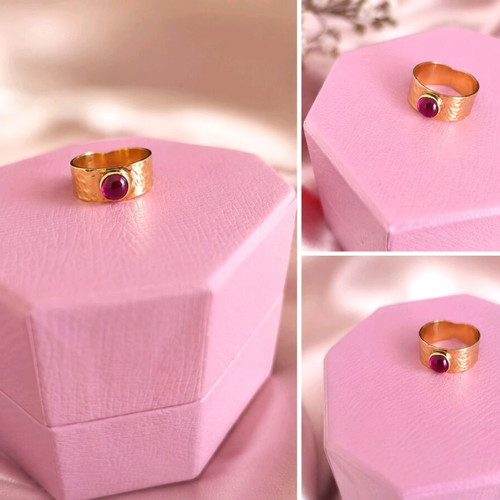 Gold ring 18 carat with ruby custom made new