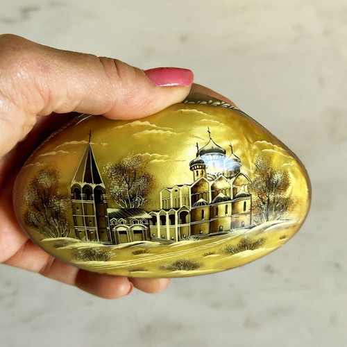 Fedoskino collectible box mother of pearl hand-painted vintage 90s