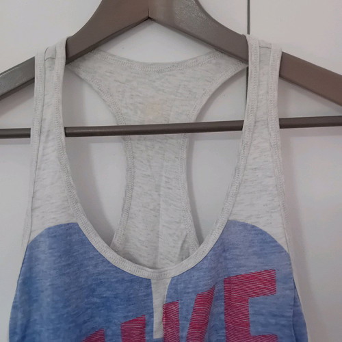 Nike sleeveless shirt small used