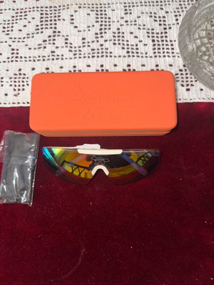 Chimi sunglasses brand new with tag