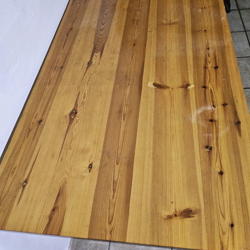 Table made of solid Swedish wood used, natural light finish