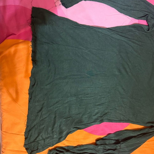 Cypress turtleneck like new, short elastic size S