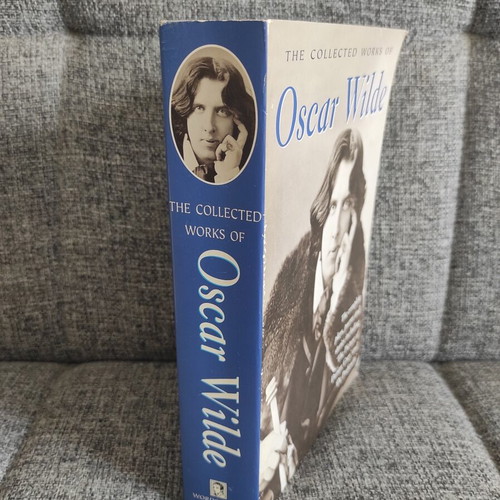 The Collected Works of Oscar Wilde like new, English