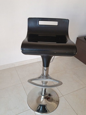 High bar chair