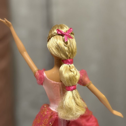 Barbie Genevieve doll from 12 Dancing Princesses by Mattel