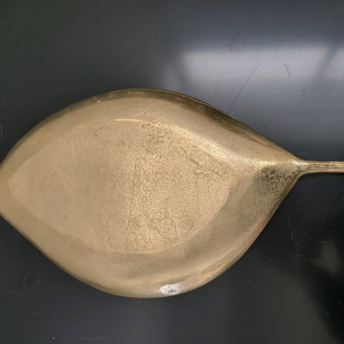 Decorative tray shaped like a feather like new