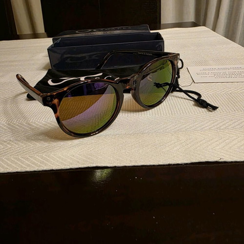 Scapes sunglasses new, black and purple
