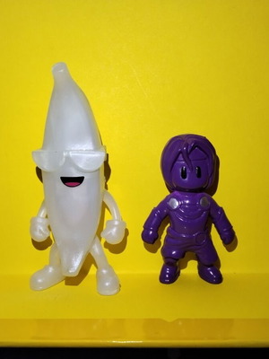 Φιγούρες Stumble Guys Amethyst Nyx και Banana Guy μεταχειρισμένες, πακέτο 2