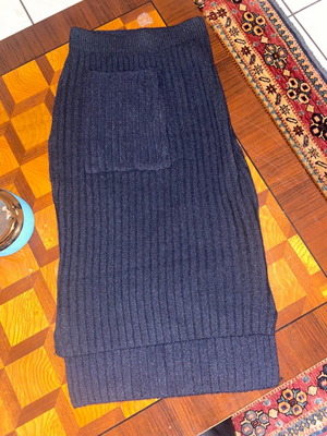 Midi wool skirt used, elastic with pocket, s/m size