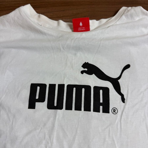 PUMA T-shirt white XL with classic front logo, like new