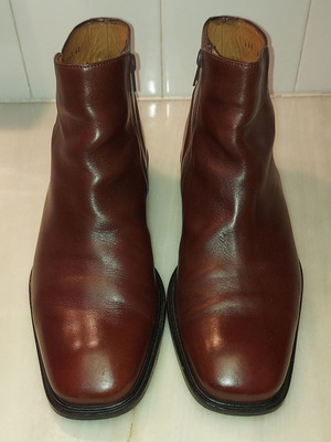 Petridis men's leather ankle boots size 42 used, brown