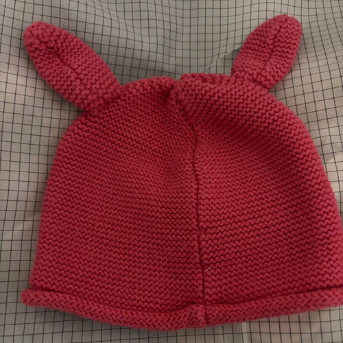Benetton baby hats set 6-12 months like new