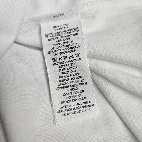 True Religion T-shirt new, size S, white, small hole