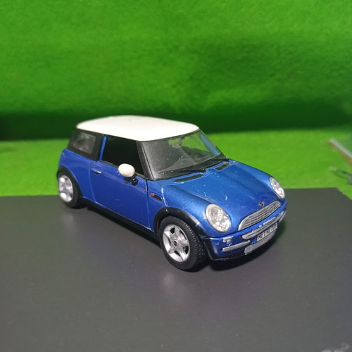 Mini Cooper Maisto diecast toycar vehicle 2001 used