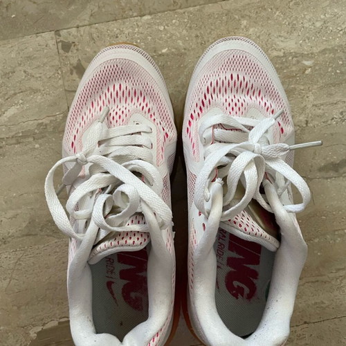 Nike athletic shoes used, size 36, white