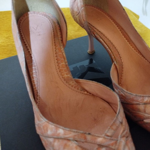 Mortoglou pointed pumps used, pink-silver snake pattern, size 40