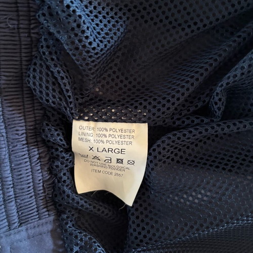 John Whitaker international light jacket like new, size XL, blue