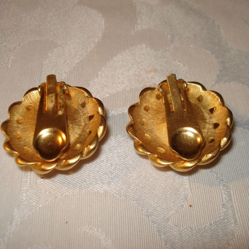 Earrings with clips vintage like new 3.2cm