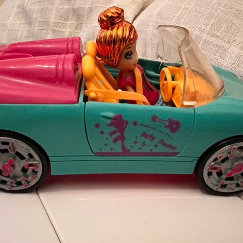 Mattel 2007 vintage original convertible car Polypocket with doll and roller-skate like new