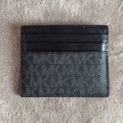 Michael Kors Slim card case like new, black with logo