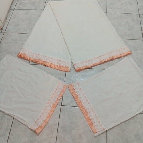 Vintage bedding set with duvet cover, sheet and pillowcases