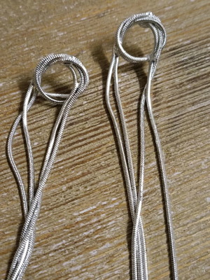 Women's lightweight stainless steel dangling earrings new