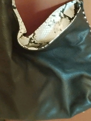 Large two-in-one bag with magnetic closure like new, unused