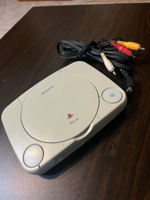 PlayStation 1 μεταχειρισμένο με καλώδιο χωρίς τροφοδοτικό